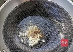 Illustration of how to make fried asparagus with pork 3