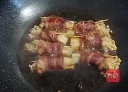 #Hebei#Enoki mushroom bacon roll recipe illustration 10