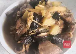 Illustration of Mushroom Potato Stewed Pork Ribs 14