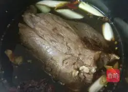 Illustration of how to make sauced beef tendon 3