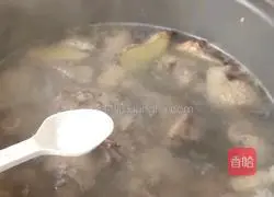 Illustration of how to make braised chicken with pink skin 6