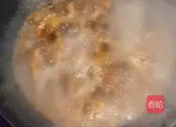 Illustration of how to make chicken wings with fat house water 10
