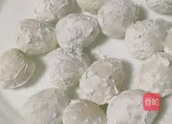 Illustration of how to make Scotch eggs 8