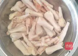 Braised Chicken Feet Recipe Illustration 1