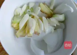 Illustration of how to cook beef with potatoes 4