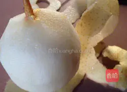 Illustration of how to make snow pear stewed with rock sugar 1