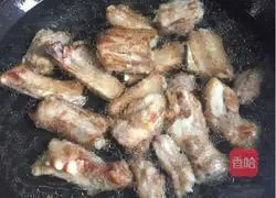 Illustration of how to make fermented bean curd pork ribs 6