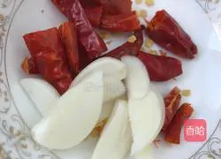 Illustration of how to make fried cabbage with eggs 3