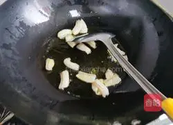 Illustration of how to make pancake twice-cooked pork 3