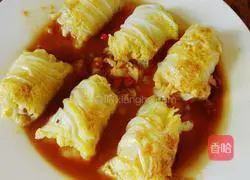 Illustration of how to make baby vegetable and meat rolls 8