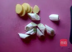 Illustration of how to make soy sauce bones 3