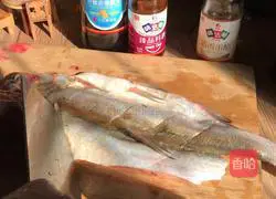 Illustration of steaming Diaozi fish 2