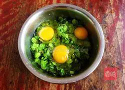 Illustration of how to make Yuqian scrambled eggs 3