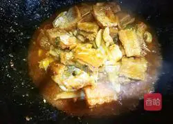 Illustration of how to make garlic-flavored dried eels 11