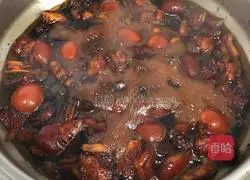 Illustration of how to make sweet vinegar pig's feet and ginger 12