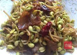Illustration of how to make fried pork with soybean sprouts 10