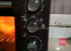 Illustration of how to make oven-roasted chicken 3