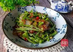 Illustration of how to cook bacon with wild celery 12