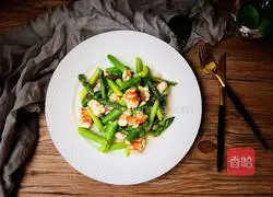 Illustration of Stir-fried Asparagus and Shrimp 11