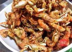 Illustration of how to make spicy stir-fried