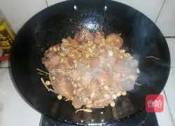 Illustration of how to make braised pork knuckles with peanuts 8