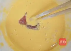 Illustration of how to make fried fragrant pork 6