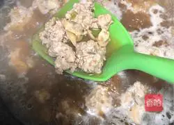 Illustration of how to make seafood meat and frozen tofu 15