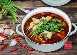 Illustration of how to make spicy boiled fish 13