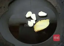 Illustration of how to make fried squid rings with green peppers and onions 2