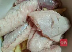 Illustration of how to make Coke Chicken Wings 3