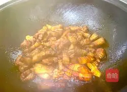 Classic Braised Pork Recipe Illustration 6