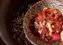 Illustration of how to make appetizing wild rice noodles 13