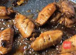 Illustration of braised chicken wings 6
