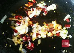 Illustration of how to make diced potato and chicken 8