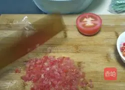 Illustration of how to cook shrimps braised in tomato oil 3