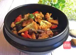 Illustration of how to make organic cauliflower in a dry pot 17