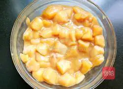 Illustration of how to make diced chicken in sauce 11