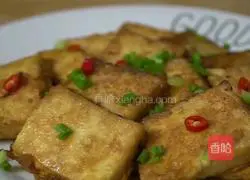 Illustration of how to make egg-wrapped tofu 14