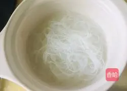 Illustration of how to make steamed scallops with garlic vermicelli 3