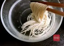 Illustration of how to make shrimps with thousands of threads 4