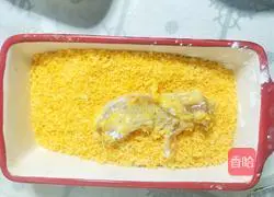 Illustration of how to make fried chicken nuggets that are crispy on the outside and tender on the inside 6