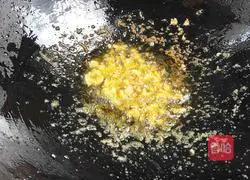 Stir-fried Wild Rice Pork Illustrations of how to make silk 10