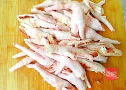 Illustration of how to make pickled pepper and chicken feet 3