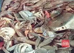 Illustration of how to make spicy shrimp and crab 12