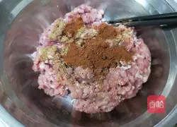 Illustration of how to make steamed buns version of fried croquettes 3