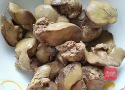 Illustration of how to make cold chicken liver 2