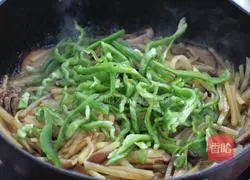 Illustration of Stir-fried Potato Chips with Mushrooms 7