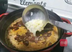 Illustration of braised pork rice bento 18