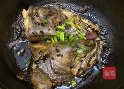 Illustration of how to make sweet and sour butterfly fish head 13