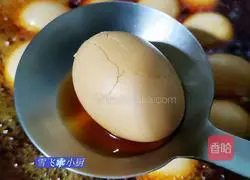 Illustration of the most fragrant tea eggs in history 9